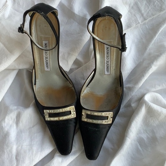 Manolo Blahnik Shoes - MANOLO BLAHNIK black heels